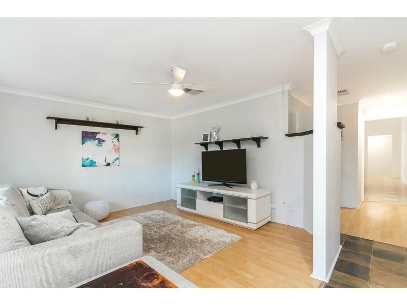 41 Perham Crescent, Leda WA 6170