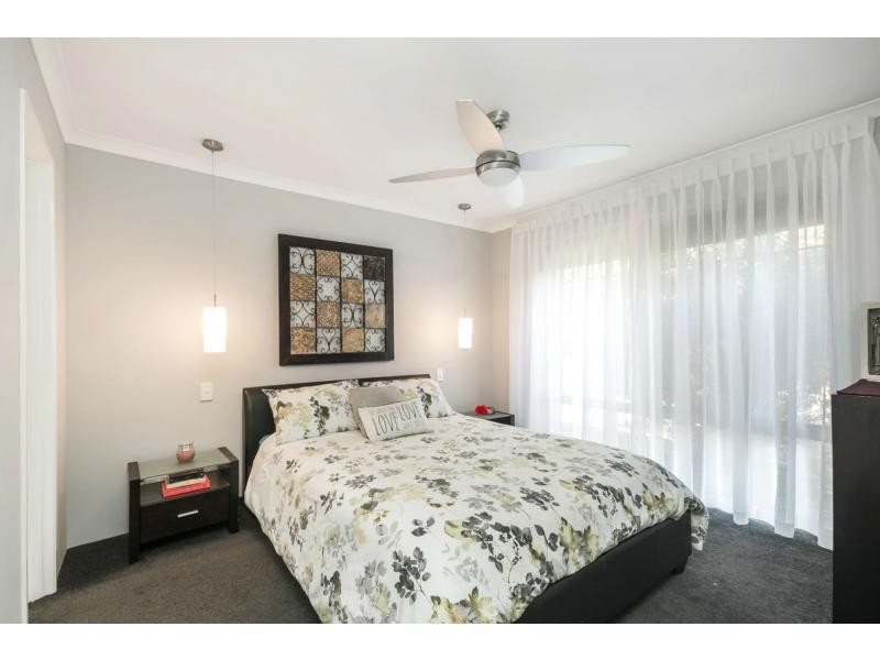 41 Perham Crescent, Leda WA 6170