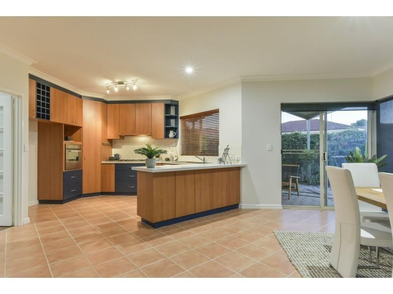 4/14 Hudson Street, Bayswater WA 6053