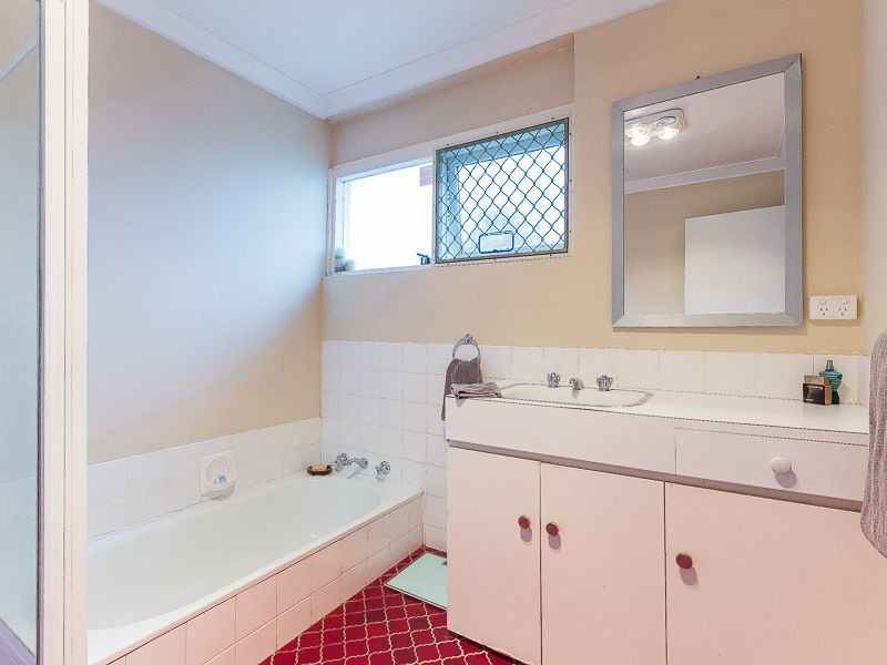 4 Heracles Avenue, Riverton WA 6148