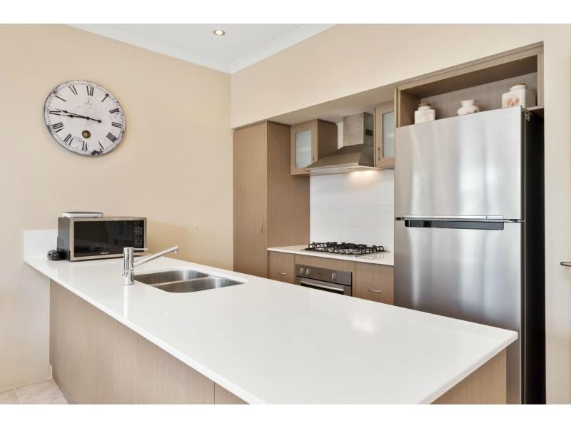 18 Navarre Way, Butler WA 6036