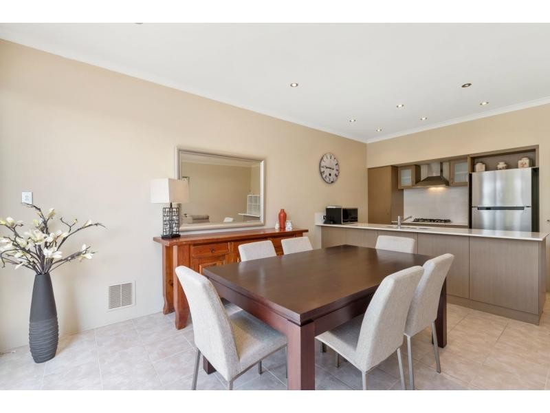 18 Navarre Way, Butler WA 6036