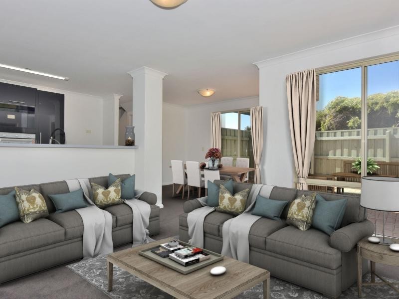 48 Lakefront Circle, The Vines WA 6069