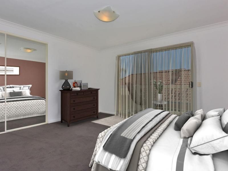 48 Lakefront Circle, The Vines WA 6069
