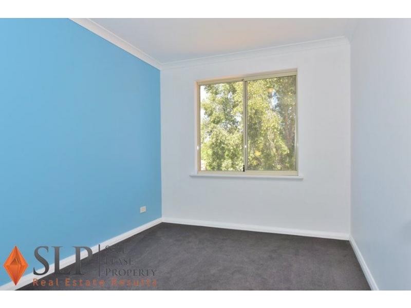 48 Lakefront Circle, The Vines WA 6069