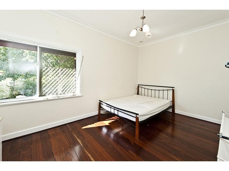 1 Welwyn Avenue, Manning WA 6152