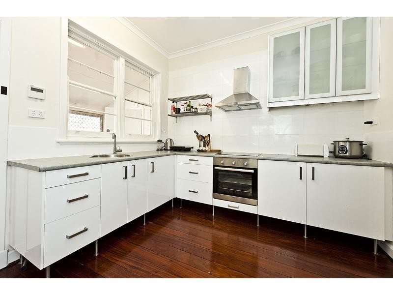 1 Welwyn Avenue, Manning WA 6152