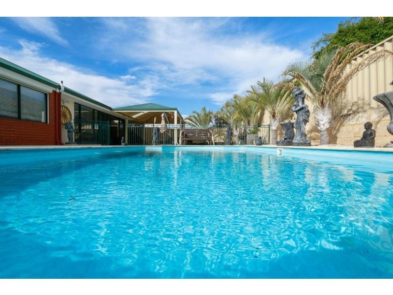 28 Kingsbridge Boulevard, Butler WA 6036
