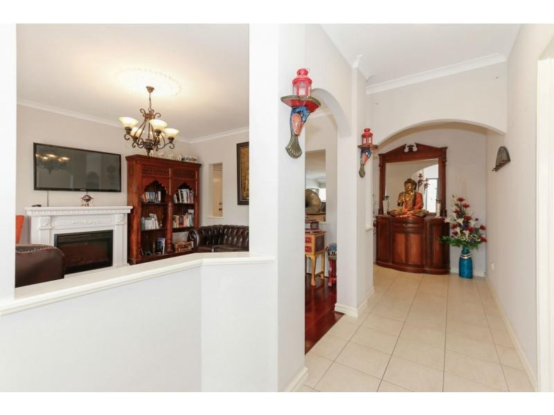 28 Kingsbridge Boulevard, Butler WA 6036