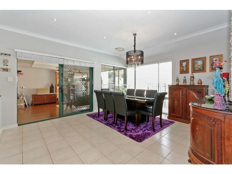 28 Kingsbridge Boulevard, Butler WA 6036