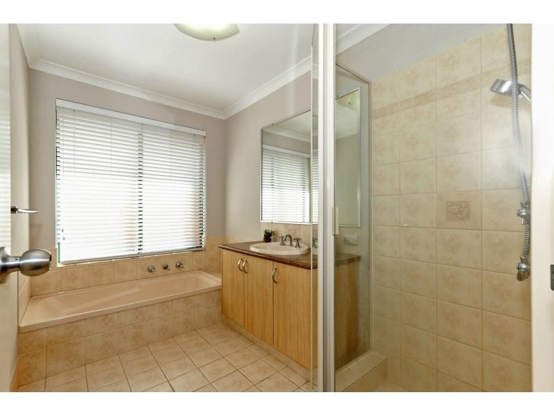 28 Kingsbridge Boulevard, Butler WA 6036