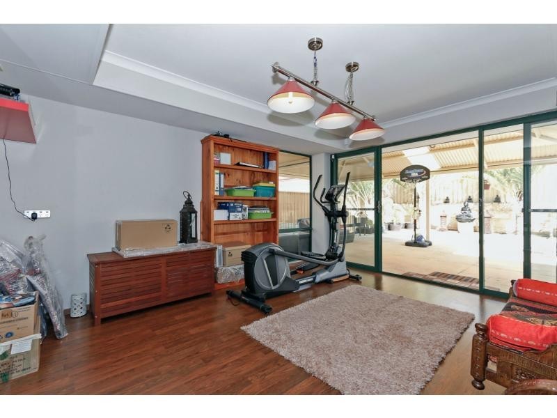 28 Kingsbridge Boulevard, Butler WA 6036