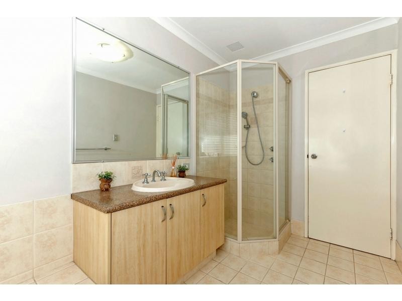 28 Kingsbridge Boulevard, Butler WA 6036