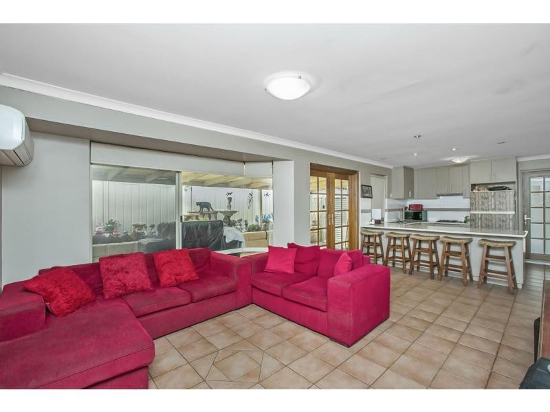 7 Harcus Retreat, Merriwa WA 6030