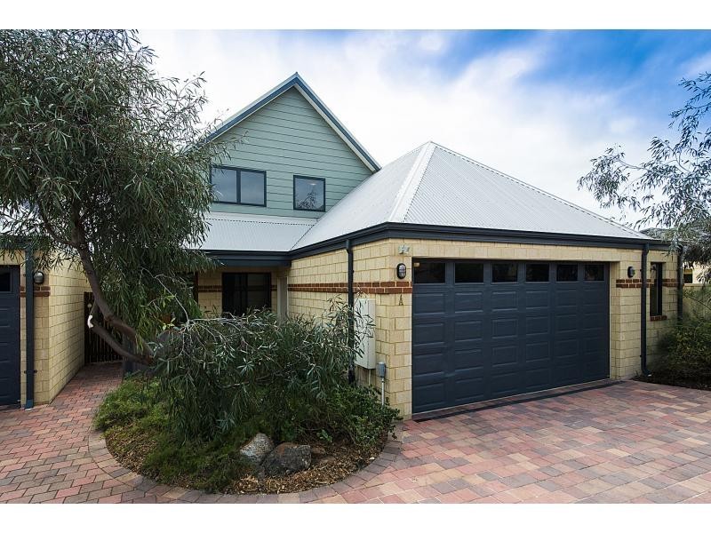 13A Eastdene Circle, Nollamara WA 6061