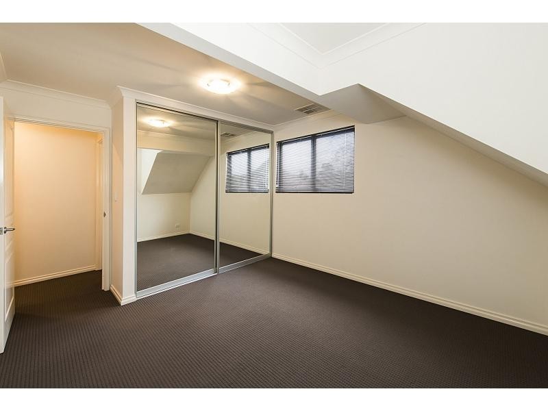 13A Eastdene Circle, Nollamara WA 6061