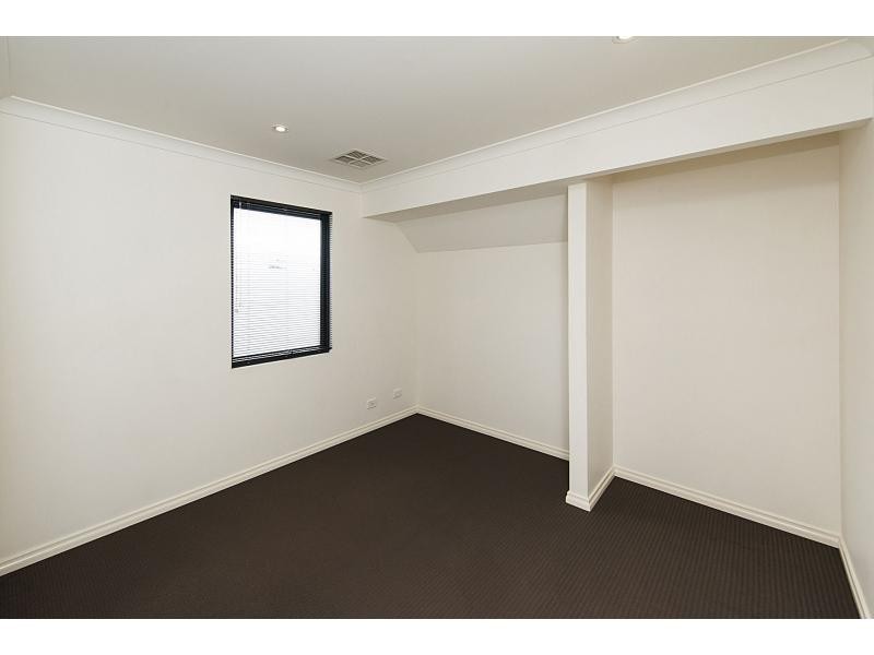 13A Eastdene Circle, Nollamara WA 6061
