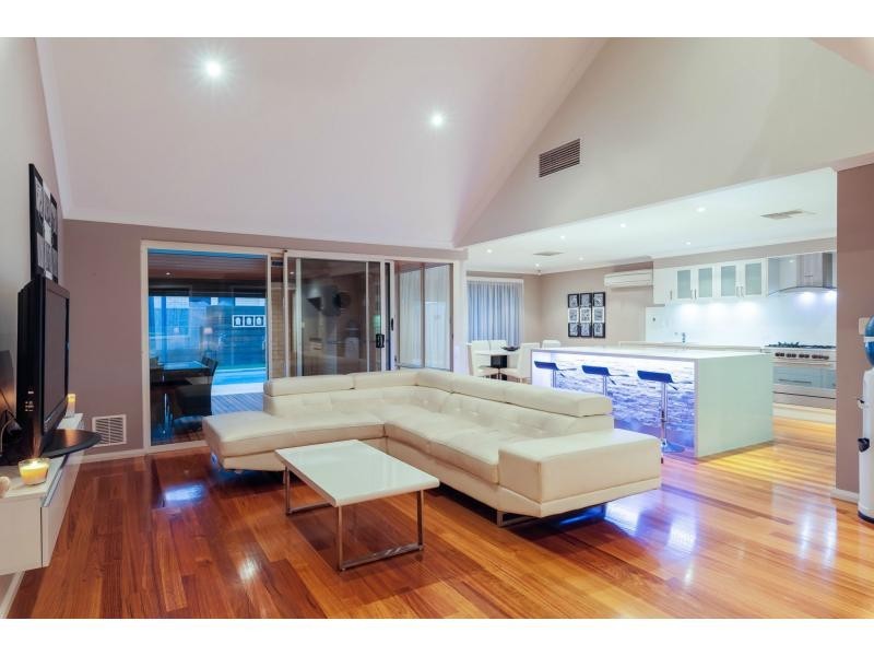 88 Ashdale Boulevard, Darch WA 6065