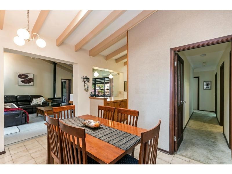 4 Francisco Crescent, Bull Creek WA 6149