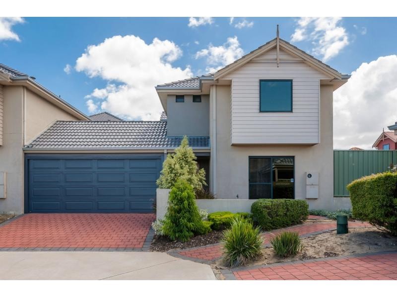 46 Hollins Bend, Madeley WA 6065