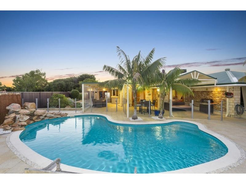 20 Majestic Close, Port Kennedy WA 6172