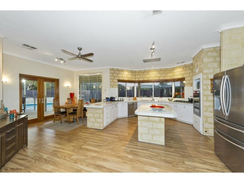 20 Majestic Close, Port Kennedy WA 6172