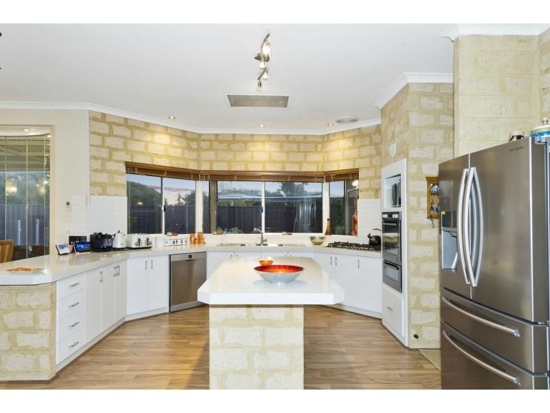 20 Majestic Close, Port Kennedy WA 6172