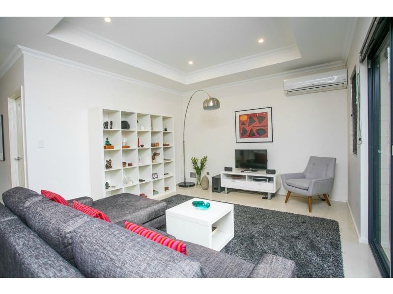 39B Nollamara Avenue, Nollamara WA 6061