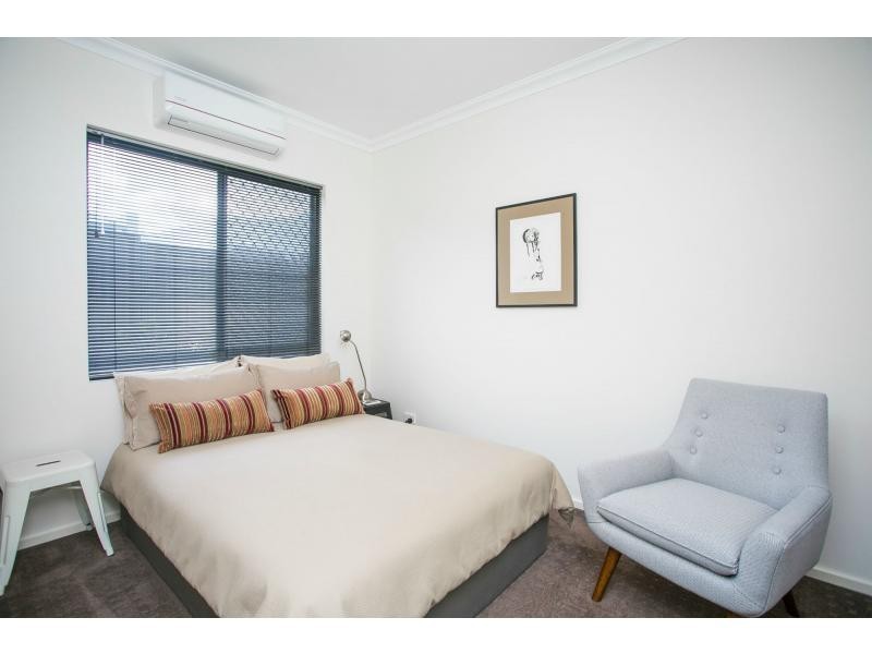 39B Nollamara Avenue, Nollamara WA 6061