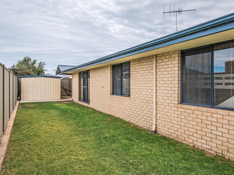 21 Bonaparte Drive, Secret Harbour WA 6173
