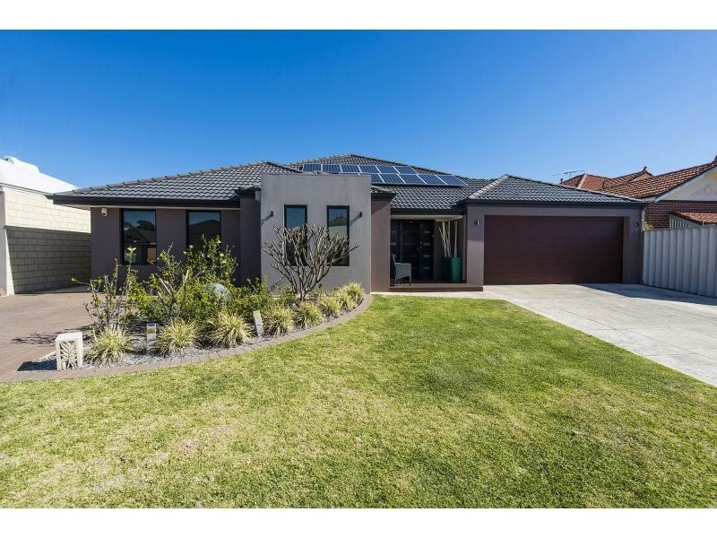 8 Steelwood Way, Helena Valley WA 6056