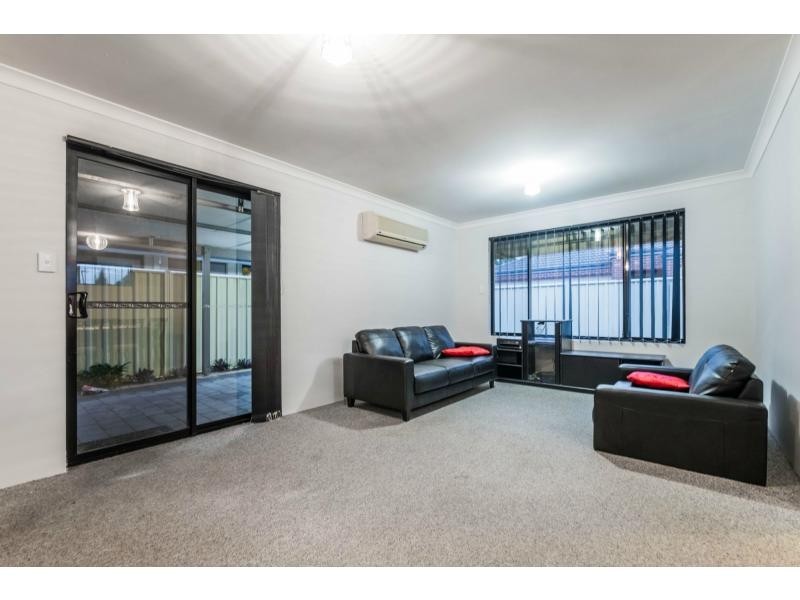 4/17 Mathoura Street, Midland WA 6056