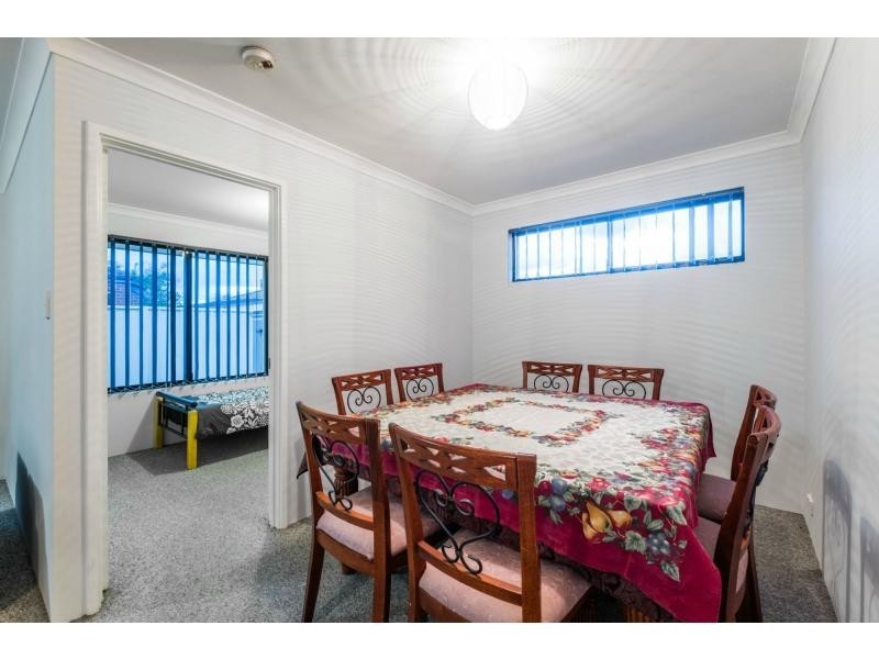 4/17 Mathoura Street, Midland WA 6056