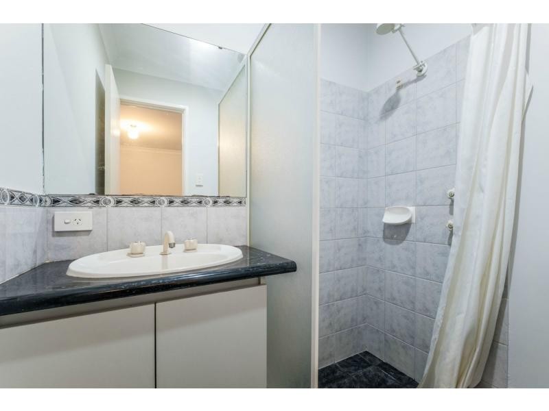 4/17 Mathoura Street, Midland WA 6056