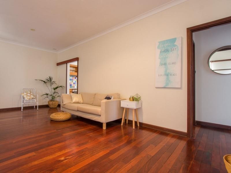 12 Frederick Road, Hamilton Hill WA 6163