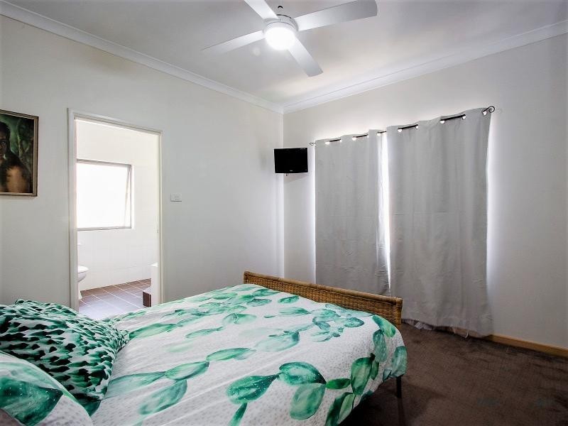 12 Frederick Road, Hamilton Hill WA 6163
