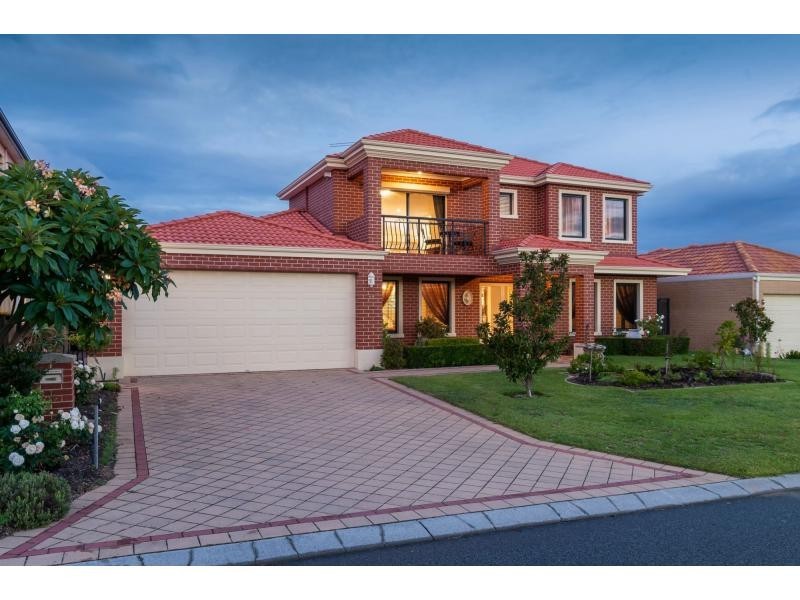 32 Martindale Avenue, Madeley WA 6065