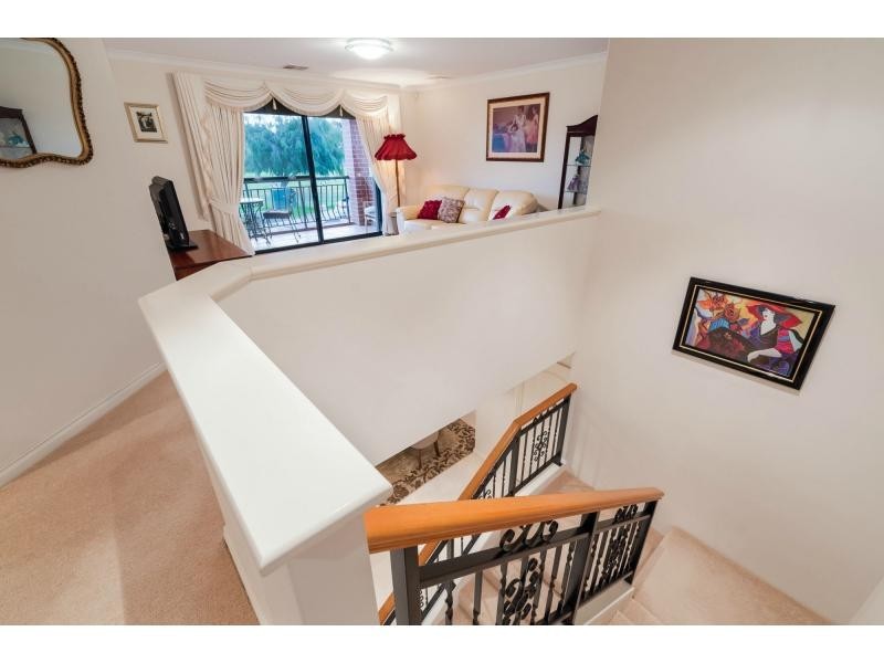 32 Martindale Avenue, Madeley WA 6065