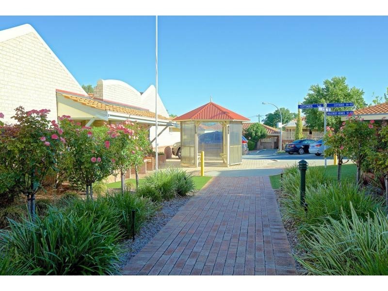 61/21 Dianella Drive, Dianella WA 6059