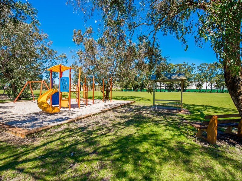 25 Shalford Street, Bayswater WA 6053