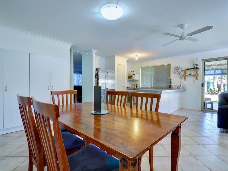 4 Coppice Court, Banksia Grove WA 6031