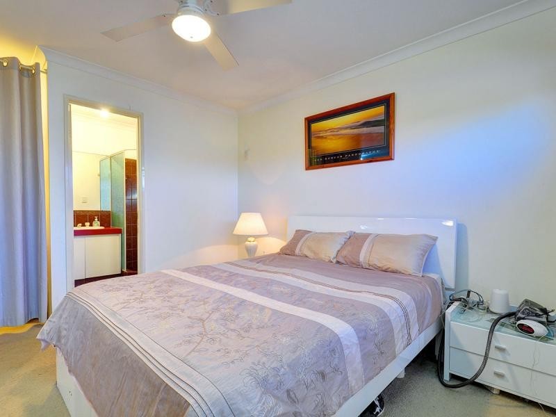 4 Coppice Court, Banksia Grove WA 6031