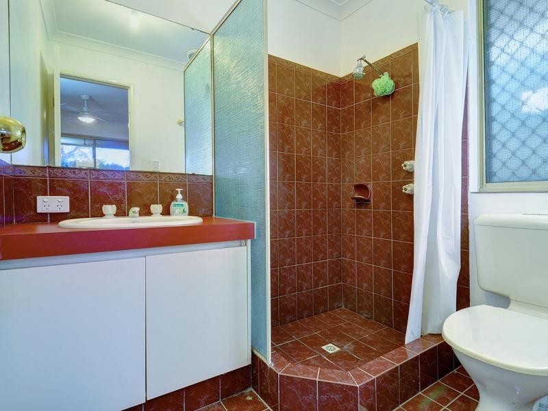4 Coppice Court, Banksia Grove WA 6031