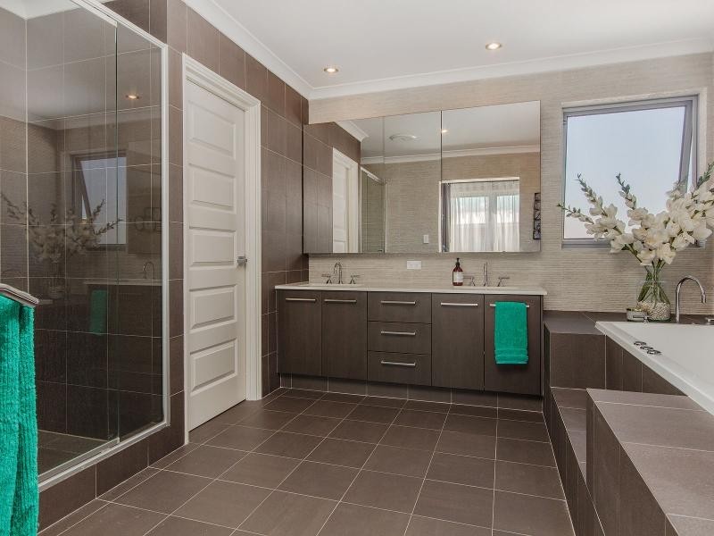 143 Gloucester Crescent, Shoalwater WA 6169