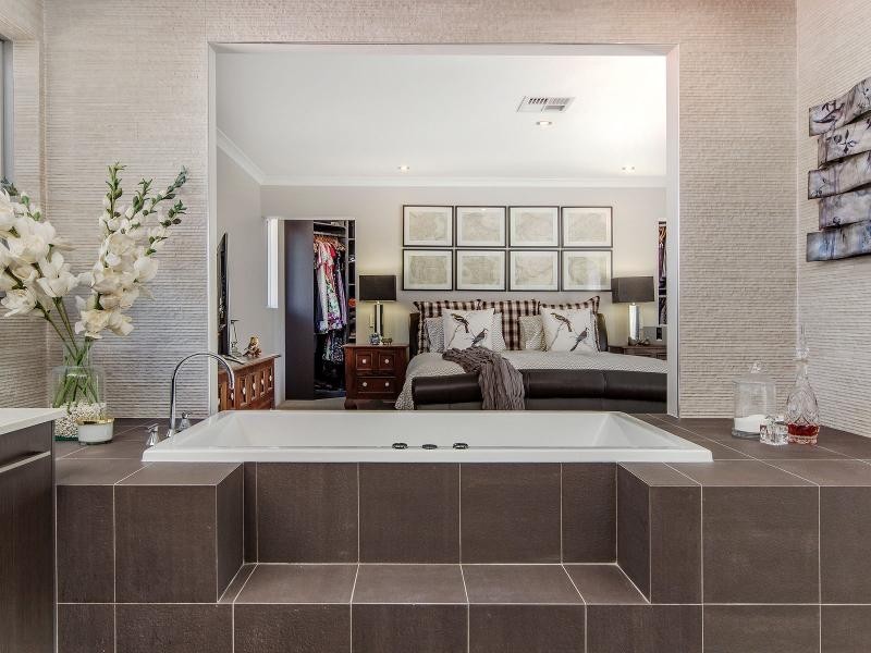 143 Gloucester Crescent, Shoalwater WA 6169