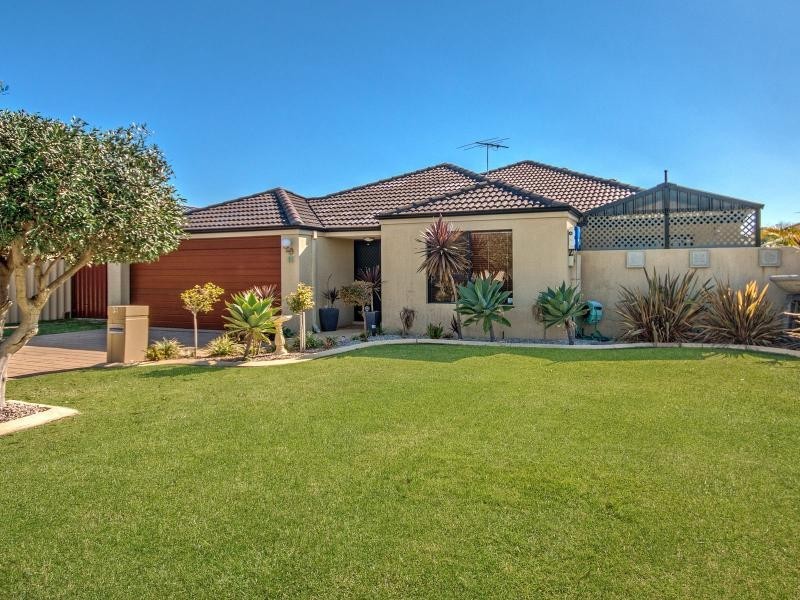 31 Valheru Avenue, Rockingham WA 6168