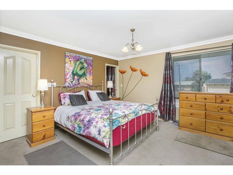 7 Hera Court, San Remo WA 6210