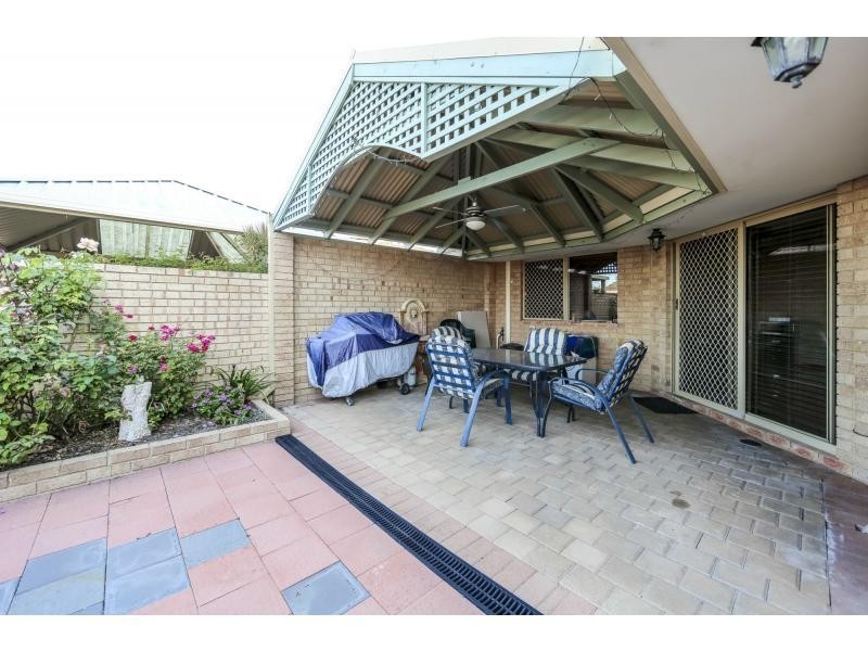 1/48 Houston Street, Rockingham WA 6168
