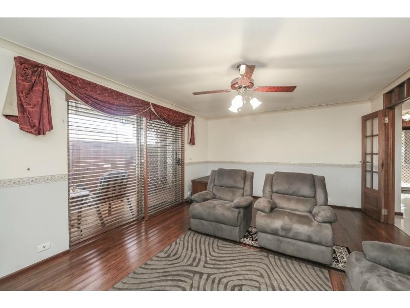 1/48 Houston Street, Rockingham WA 6168