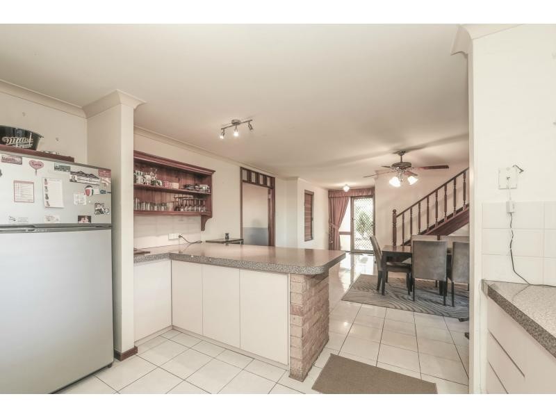 1/48 Houston Street, Rockingham WA 6168